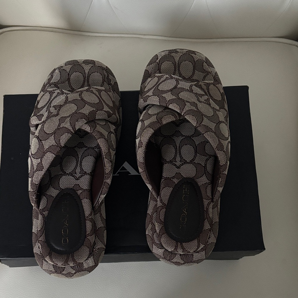 Coach Penelope BubblePlatform Signature Brown Slide Sandals - Picture 11 of 11